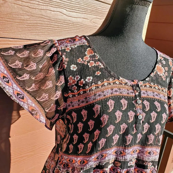 Maurices Bohemian Short Sleeve Peplum Top Women's Size Small EUC - Picture 8 of 15